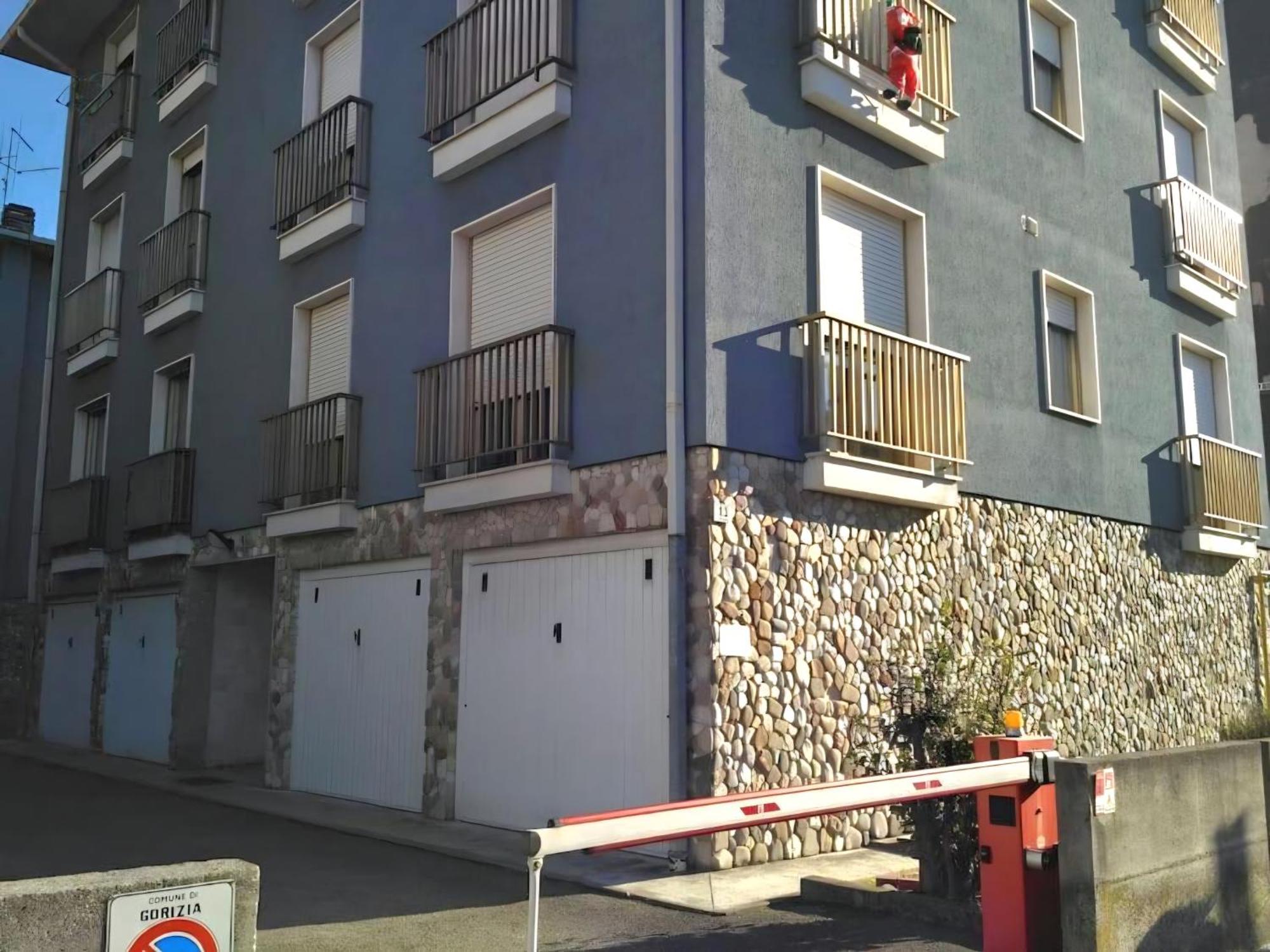 Gorizia Central Luxe Apartment 6 Posti Letto エクステリア 写真